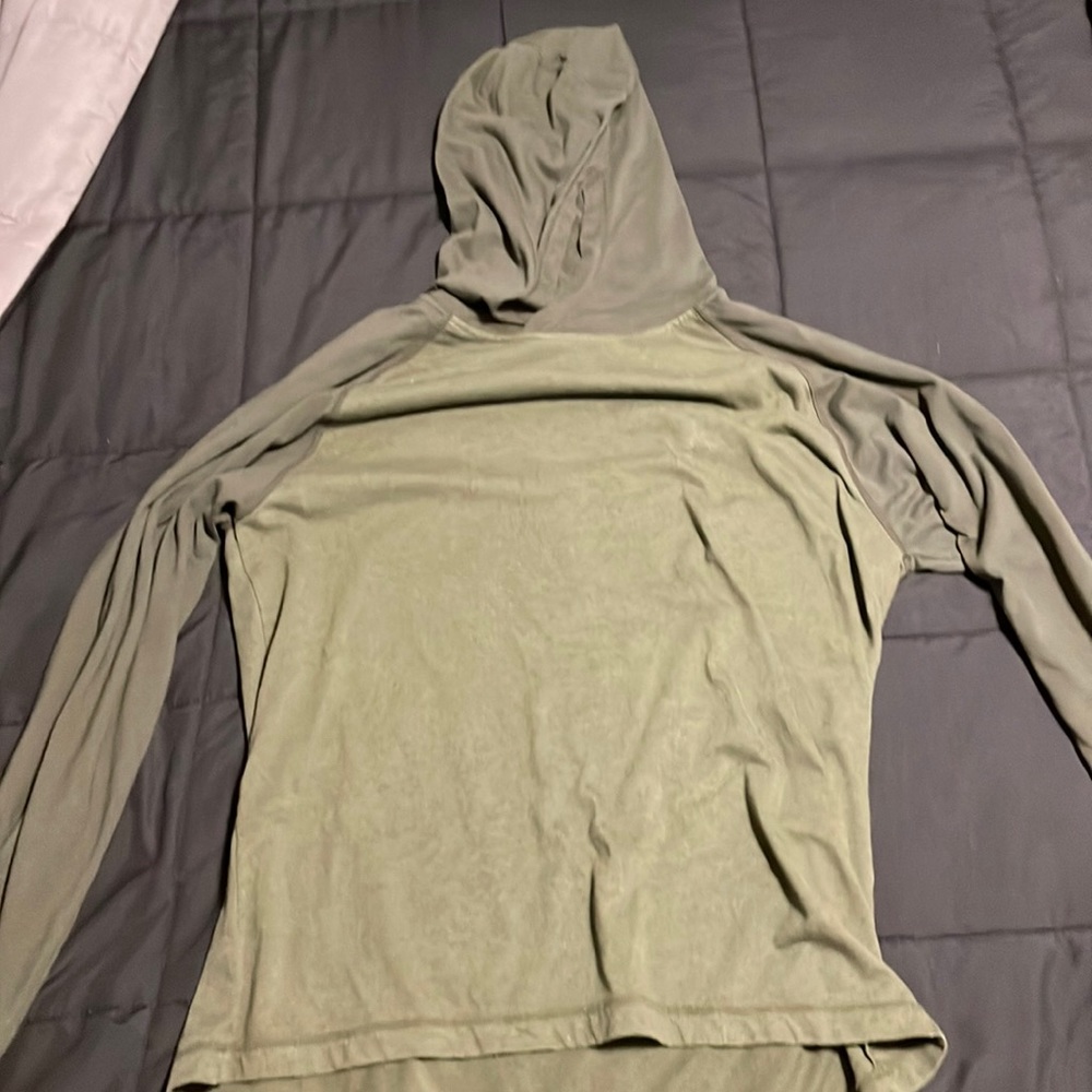 Reebok long-sleeve hooded shirt